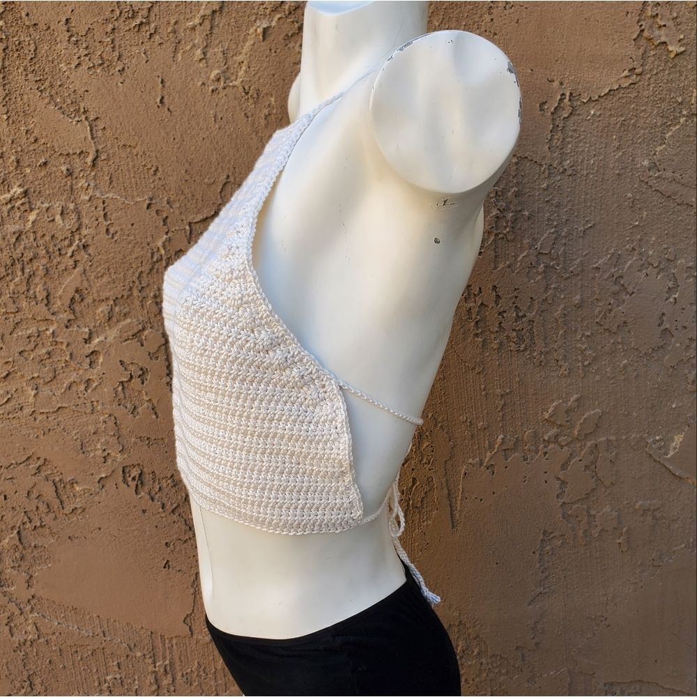 Hand Crafted Off-white Crochet Cropped Halter Top Size L - Picture 2 of 10